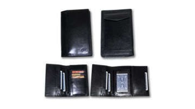 Jol - The New Large Plus Wallet by Jerry OConnell