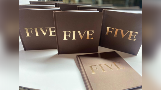 Five (Limited) by Pre-Sale: Dani Daortiz