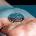 One Coin Routine by Moritz Mueller One Coin Routine by Moritz Mueller