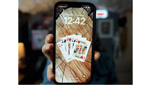 Lock Screen Prediction (Video + Templates) by Beau Cremer - Close-Up Tricks & Street Magic
