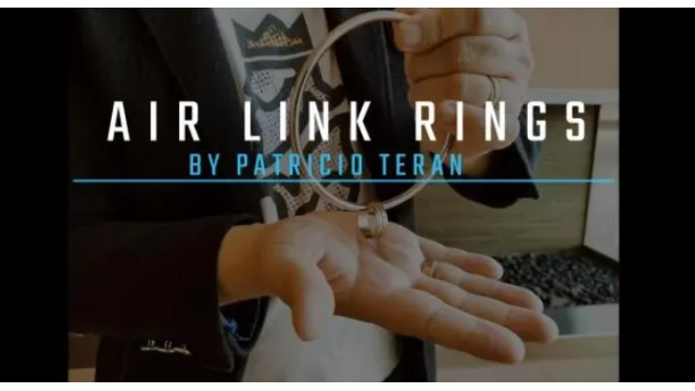 Air Link Ring by Patricio Teran - 2024