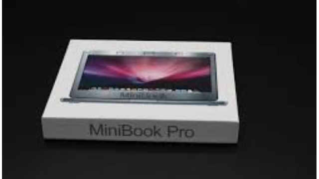 Noel Qualter and Roddy McGhie - Minibook Pro - Magic DVDs
