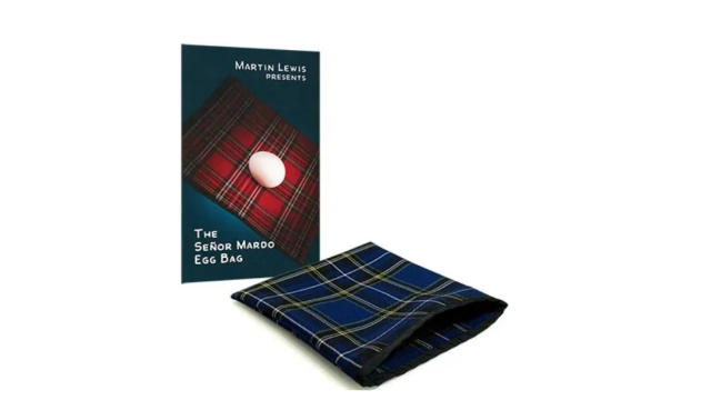 Senor Mardo Egg-Bag by Martin Lewis - 2025