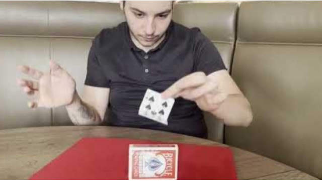TRAVEL le secret (French) by Marco Markiewicz (New 2025) (Gimmicks not include) - Magic DVDs