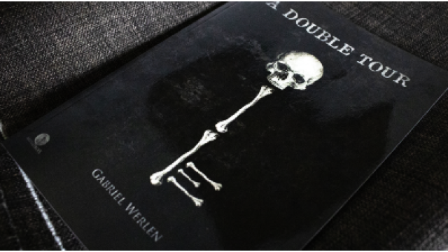 A Double Tour by Gabriel Werlen & Marchand de trucs & Mindbox (French) - Magic Ebooks