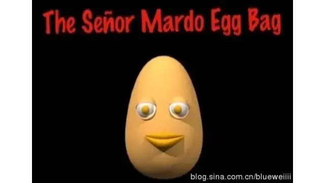 Senor Mardo Egg Bag by Martin Lewis
