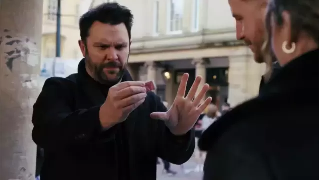Spin On This by Benjamin Earl - Card Tricks