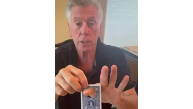 Cary Jaymes – Holey - Card Tricks