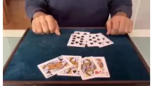 Joaquin Matas - Ghostly Queens - Card Tricks