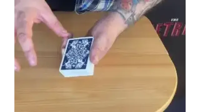 Craig Petty - Basic Card Palming - Card Tricks