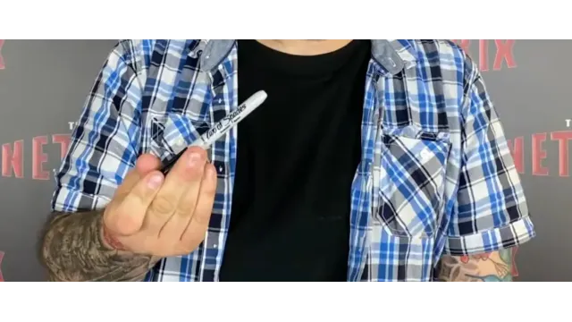 Craig Petty - Pen Manipulation - Craig Petty